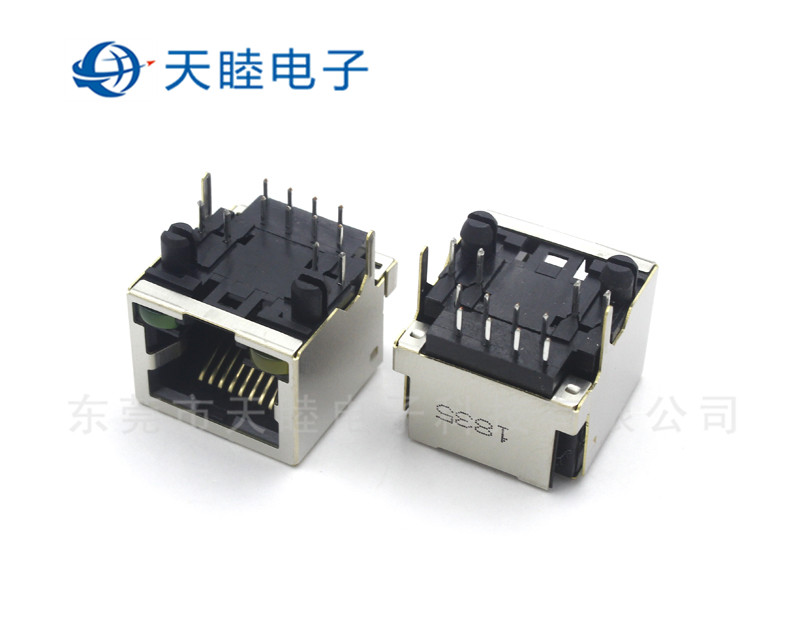 RJ45网络插座高清图片